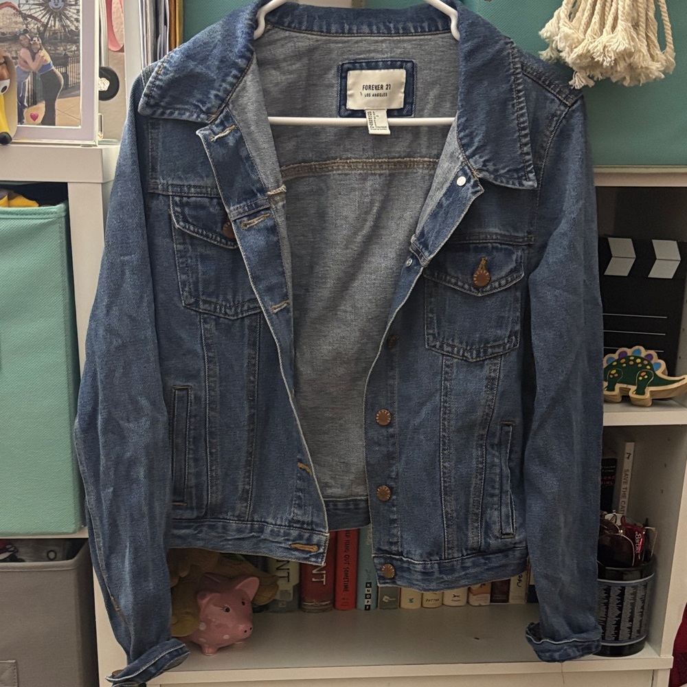 Cropped Classic Blue Denim Jacket